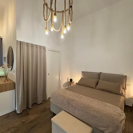Iris Bed & Breakfast *