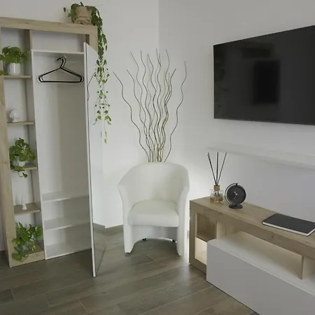 Iris Bed and Breakfast Μπαρλέτα